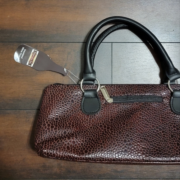 NWT Insulated Wine Clutch - Picture 2 of 4
